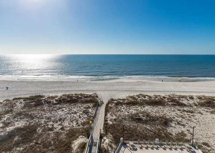 Apartment Island Winds East 706
