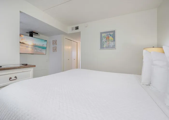 Island Winds East 706 Apartment *